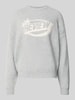 REVIEW Gebreide pullover met labelprint Middengrijs gemêleerd