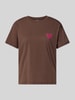 Jake*s Casual T-shirt w kroju regular fit z haftowanym motywem Ciemnobrązowy