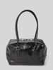 LIEBESKIND BERLIN Handtasche aus Leder mit Label-Detail Modell 'KAYLA' Black