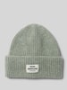MADS NØRGAARD Muts van scheerwolmix met labelpatch, model 'Tosca Anju' Lichtgroen