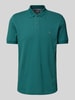 Christian Berg Men Poloshirt mit Label-Stitching Metallic Gruen
