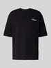 REVIEW Oversized T-Shirt mit Label-Print Black