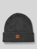 camel active Beanie mit Logo-Badge Anthrazit Melange