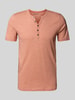 MCNEAL T-Shirt mit kurzer Knopfleiste Terra