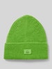 Jake*s Casual Beanie mit Motiv-Patch und Woll-Anteil Apfel