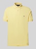 Tommy Hilfiger Regular Fit Poloshirt mit Label-Detail Gelb