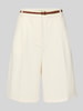 Christian Berg Woman Bermudas mit Eingrifftaschen und Gürtel Offwhite