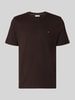 Tommy Hilfiger Regular fit t-shirt van puur katoen Donkerbruin