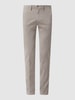 Baldessarini Slim fit chino met steekzakken Beige