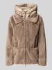 Amber & June Regular Fit Jacke aus Kunstfell Hellbraun