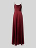 Jake*s Cocktail Maxikleid aus Satin mit Wasserfall-Ausschnitt Bordeaux