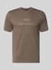 Armani Exchange Slim Fit T-Shirt aus reiner Baumwolle mit Logo-Print Mittelbraun