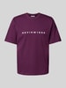 REVIEW T-Shirt mit Label-Print Pflaume