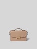 Victoria Beckham Handtasche mit Label-Detail Taupe