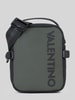 Valentino Bags Torba na ramię z wytłaczanym logo model 'AXEL' Oliwkowy