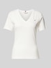 Tommy Hilfiger Slim Fit T-Shirt mit Logo-Stitching Modell 'CODY' Ecru