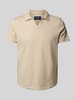 MCNEAL Poloshirt mit V-Ausschnitt Beige