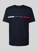 Tommy Hilfiger T-shirt o kroju regular fit z wyhaftowanym logo Granatowy