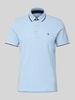 Jack & Jones Slim Fit Poloshirt mit Logo-Stitching Modell 'PAULOS' Hellblau