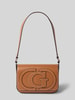 GUESS Shoulder Bag mit Logo-Detail Modell 'Ruby' Cognac