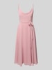 Jake*s Cocktail Knielanges Cocktailkleid mit Bindegürtel Rosa