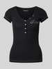 Guess T-Shirt mit Label-Print Modell 'HENLEY' Black