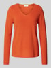 Christian Berg Woman Gebreide pullover met afgeronde V-hals Terracotta