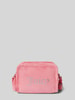 Juicy Couture Crossbody Bag mit Strasssteinbesatz Modell 'KIMBERLY' Pink