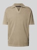 Drykorn Poloshirt mit V-Ausschnitt Modell 'BENEDICKT' Beige