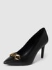 MICHAEL Michael Kors Pumps mit Label-Detail in metallic Modell 'IZZY FLEX PUMP' Schwarz