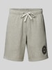 CHAMPION Regular Fit Sweatshorts mit Logo-Badge Hellgrau