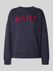 Gant Sweatshirt mit Rundhalsausschnitt und Label-Stitching Marine