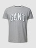 Gant T-Shirt mit Label-Print Silber meliert