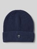 Knowledge Cotton Apparel Beanie mit Umschlag und Label-Patch Marine