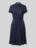 Christian Berg Woman Selection Hemdblusenkleid mit Bindegürtel und kurzer Knopfleiste Marine