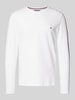 Tommy Hilfiger Slim Fit Longsleeve mit Logo-Stitching Weiss