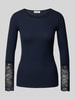 Fransa Longsleeve mit Spitzenbesatz Modell 'hizamond' Marine