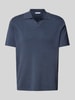 Mango Regular Fit Poloshirt mit V-Ausschnitt Blau