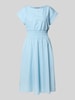 Christian Berg Woman Selection Knielanges Kleid mit Smok-Details Hellblau