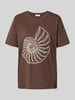 s.Oliver RED LABEL Relaxed T-shirt met print aan de voorkant en sierkralen Chocoladebruin