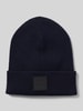 BOSS Czapka beanie z detalem z logo model ‘Foxxy’ Granatowy