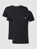 Guess T-Shirt mit V-Ausschnitt Modell 'CALEB HERO' im 2er-Pack Black