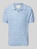 Colours & Sons Regular fit poloshirt met V-hals Lichtblauw