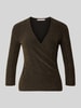 Christian Berg Woman Selection Schimmerndes Blusenshirt mit V-Ausschnitt Gold