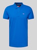 Tommy Jeans Koszulka polo o kroju slim fit z wyhaftowanym logo Królewski niebieski