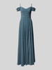 Mascara Abendkleid mit Carmen-Ausschnitt und Gehschlitz Schilf