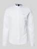 BOSS Green Slim Fit Freizeithemd mit Button-Down-Kragen Modell 'MOTION' Weiss