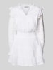 Neo Noir Minikleid mit V-Ausschnitt Modell 'Aran' Weiss