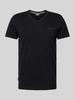 Superdry T-shirt z dekoltem w serek model ‘VINTAGE LOGO’ Czarny