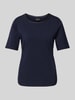 s.Oliver BLACK LABEL Shaped Fit T-Shirt aus Baumwoll-Mix mit Satin-Besatz am Ausschnitt Marine